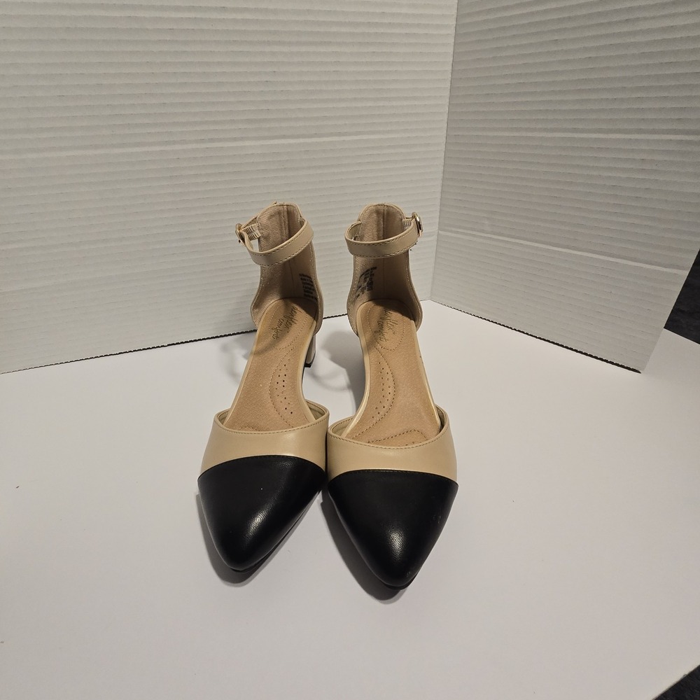 Dexflexโ Comfort Womens Beige Black Cap Toe Ankle Strap Block Heel Pumps Sz 6.5W